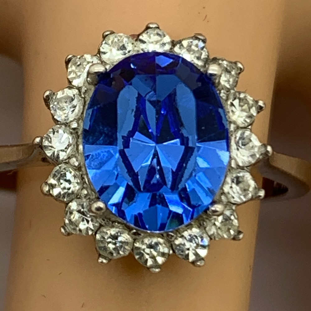 925 Vintage Sterling Gemstone Ring size 10.25
